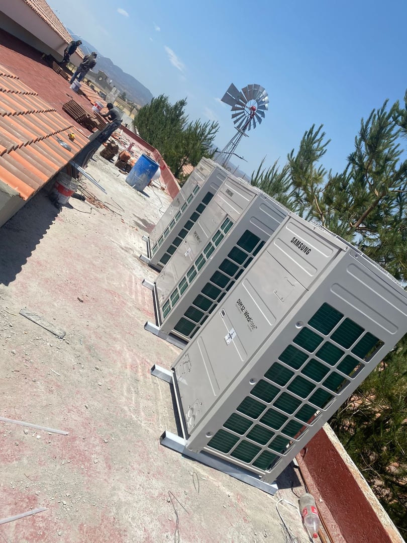 Sistema Samsung VRF 60 TR en Salón de Eventos