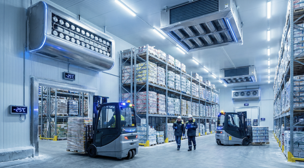 Cold storage warehouse with thermoacoustic refrigeration system