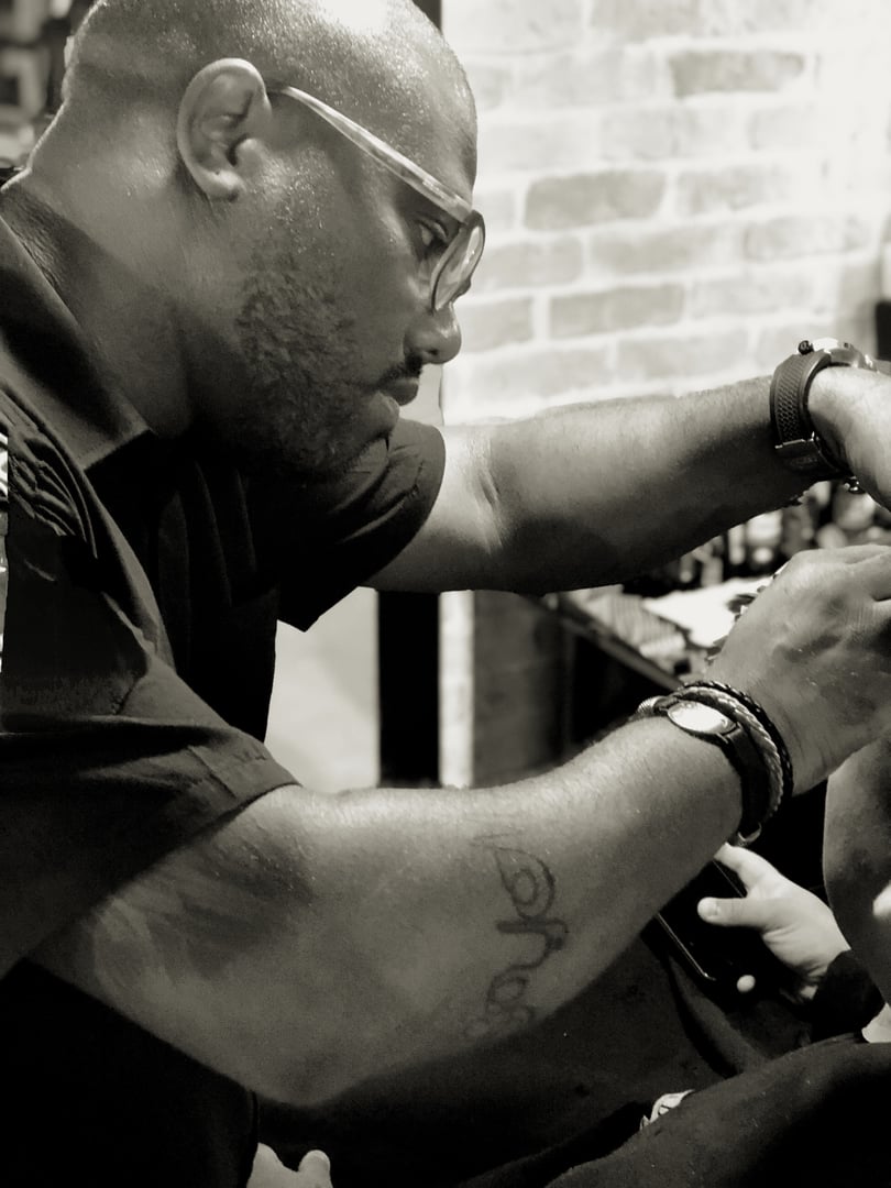 Interior KGYMA Barber