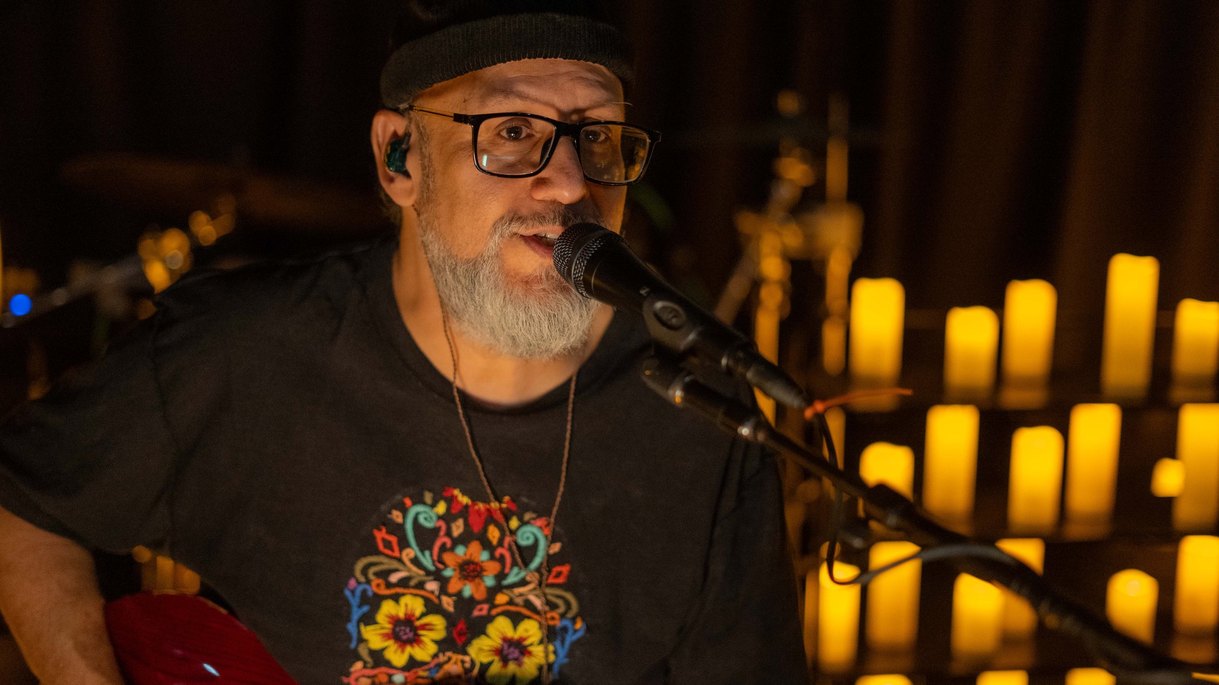 Entre Velas - Interpretación musical en vivo