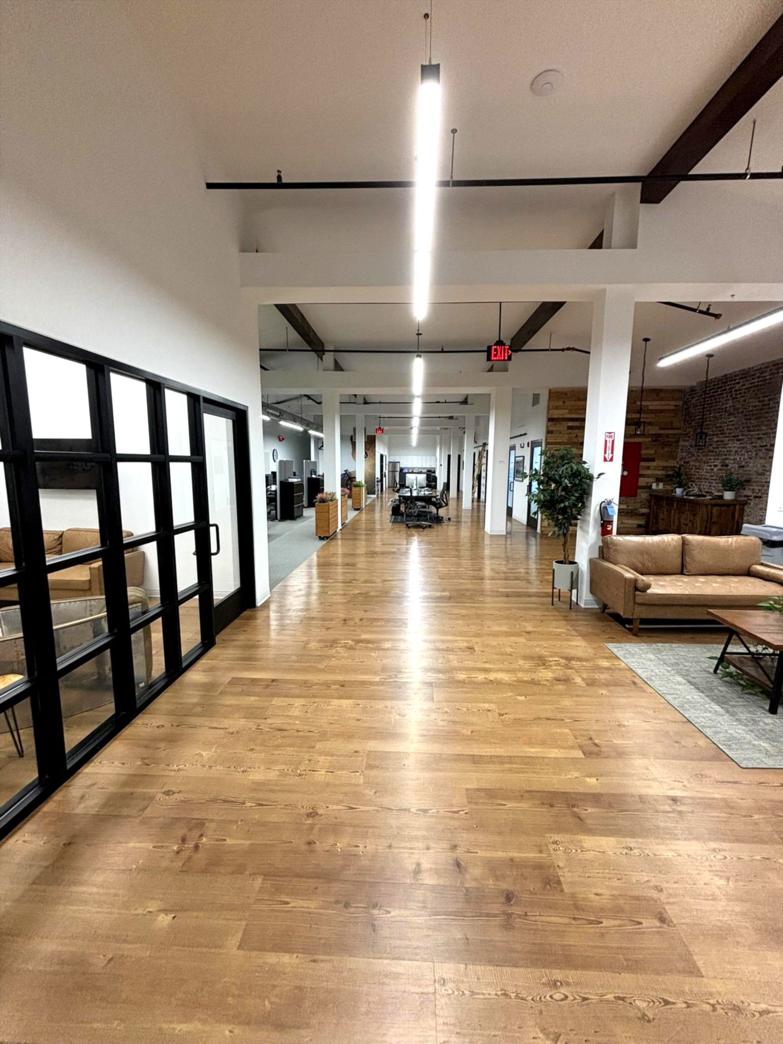 Open Office Space at 1536 N American Street