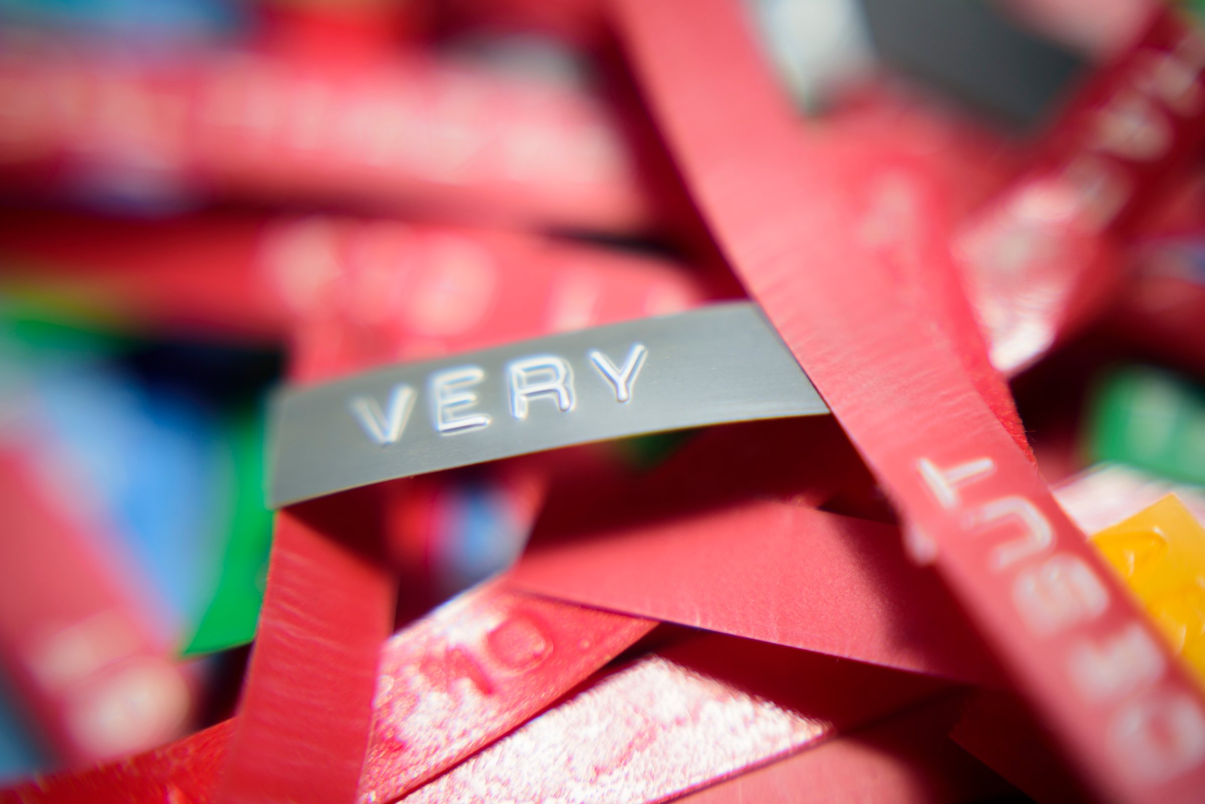 Relief print letters in multicolor labels