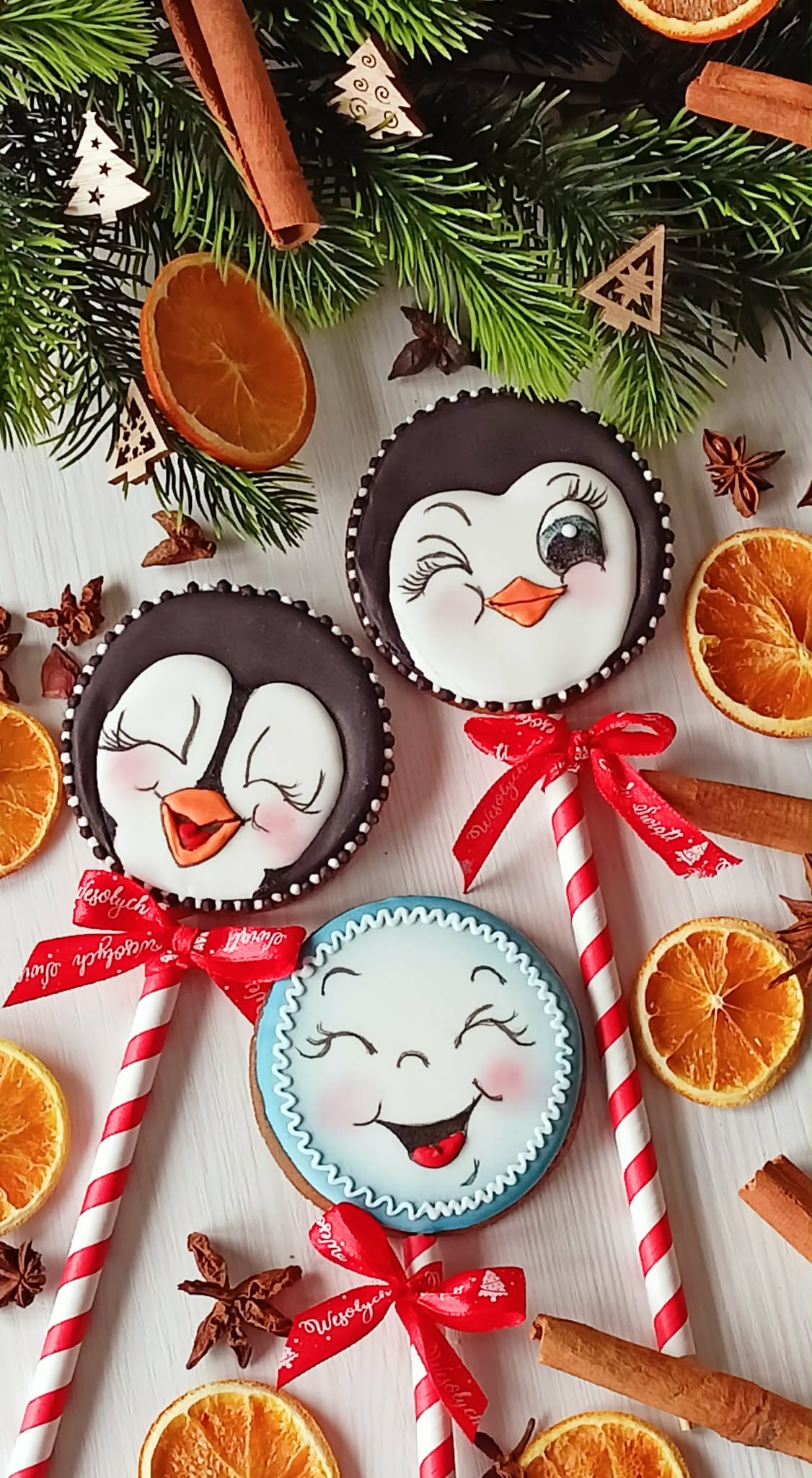 Eleganckie pierniczki świąteczne