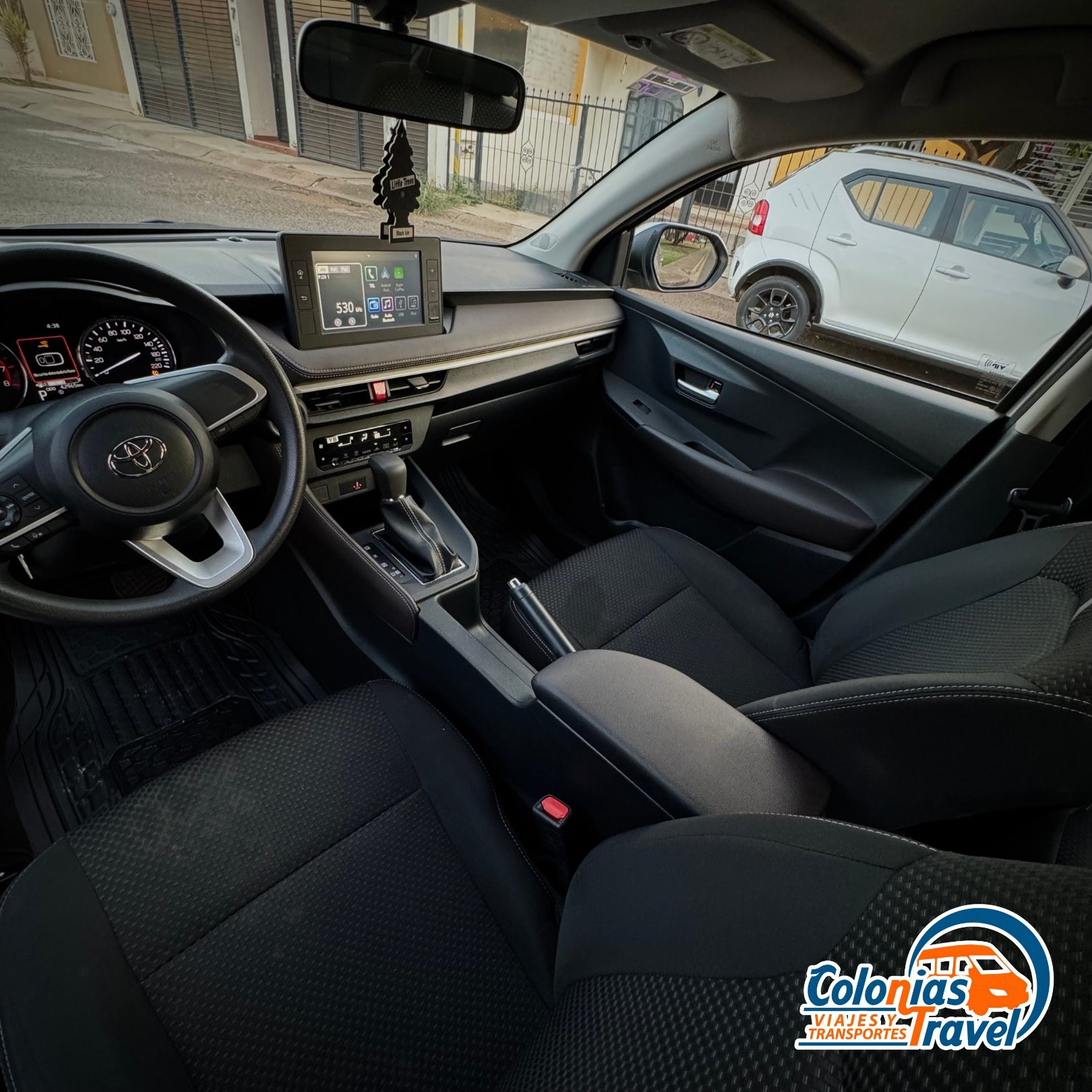 Toyota Yaris 4 pasajeros - Vista 6