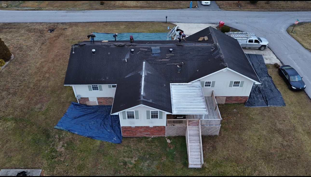 20-Year-Old Roof Replacement - London, KY - Image 2