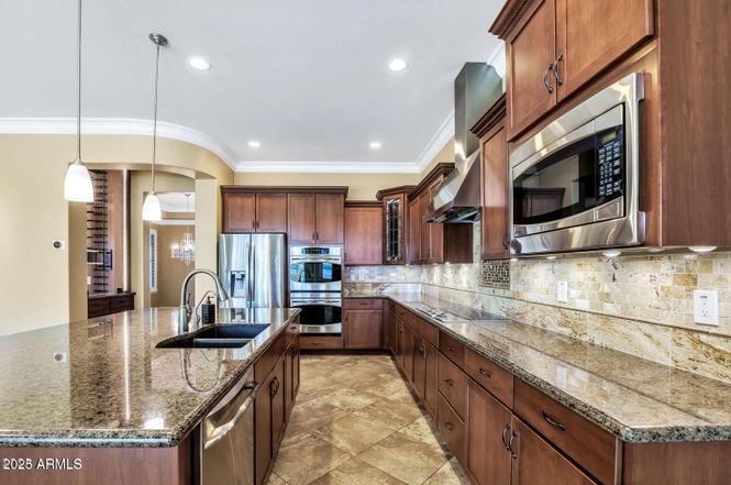 House in Goodyear, Arizona - Photo 3