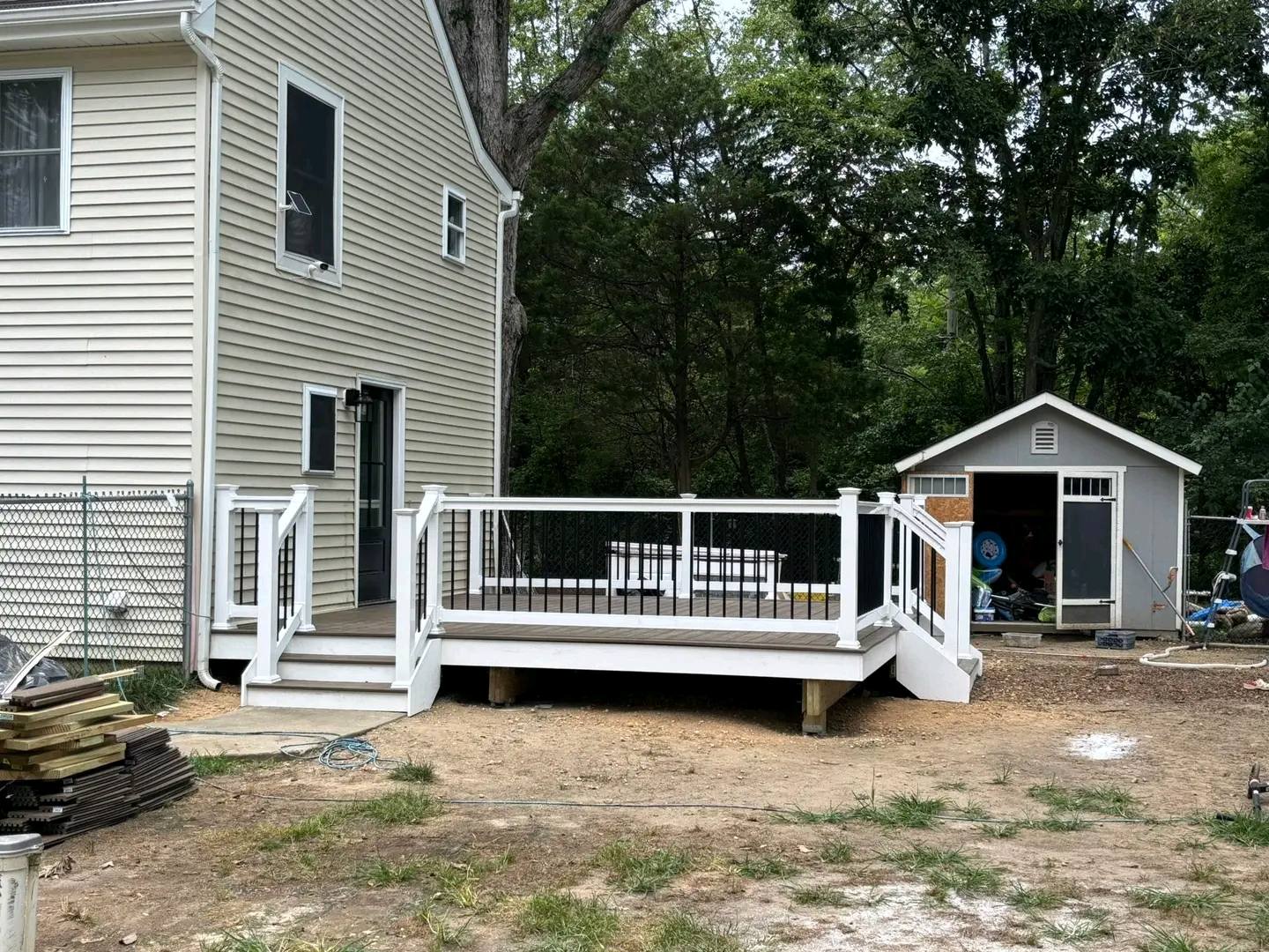 Deck porch patio services in Toledo OH - outdoor living construction