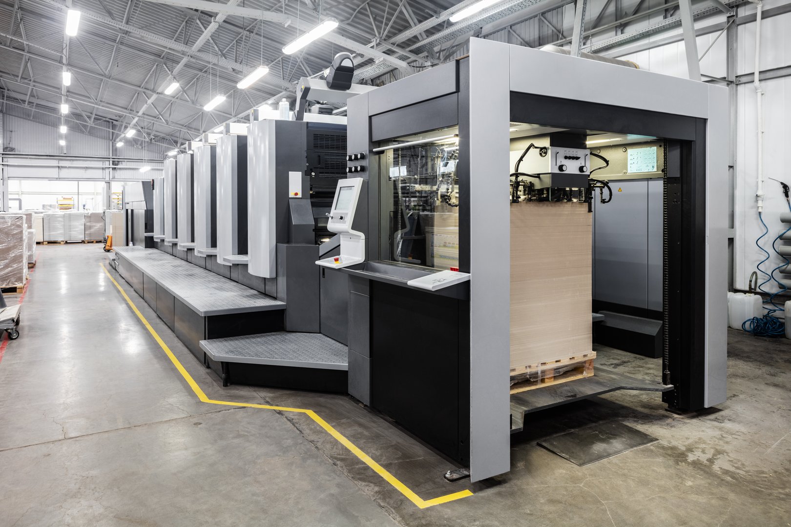 Industrial printing press equipment