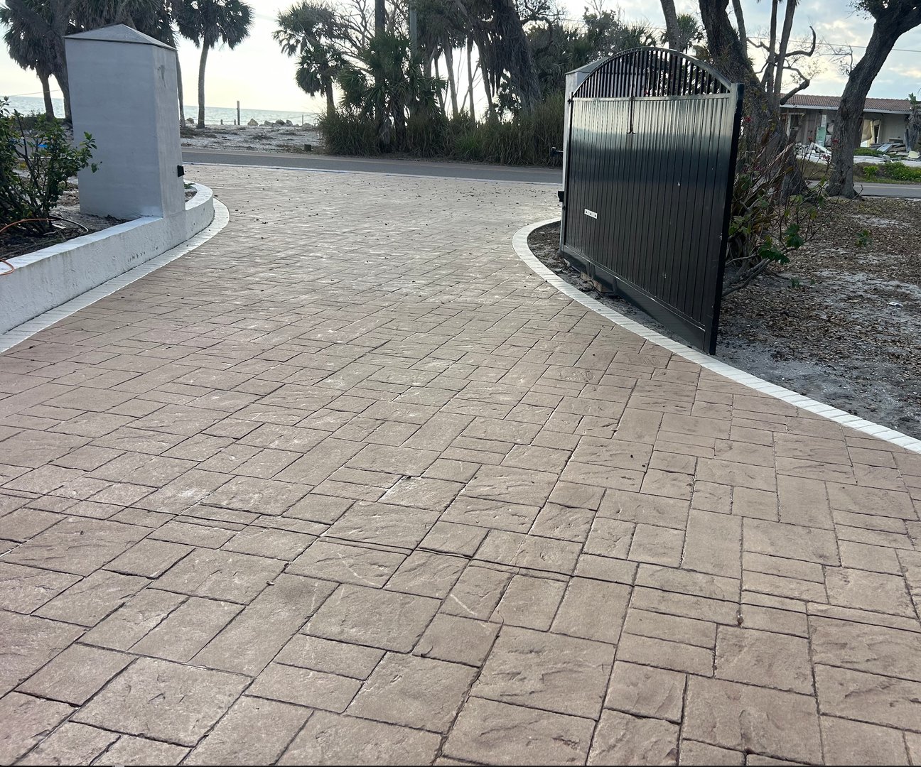 Decorative overlay driveway