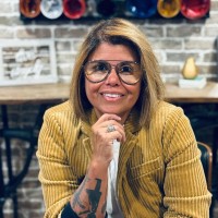 Tracie Mendoza - Partner and Advisor