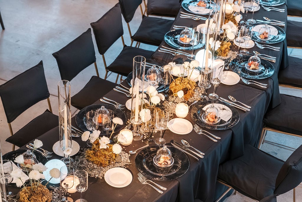 Entrega y montaje de mobiliario para eventos