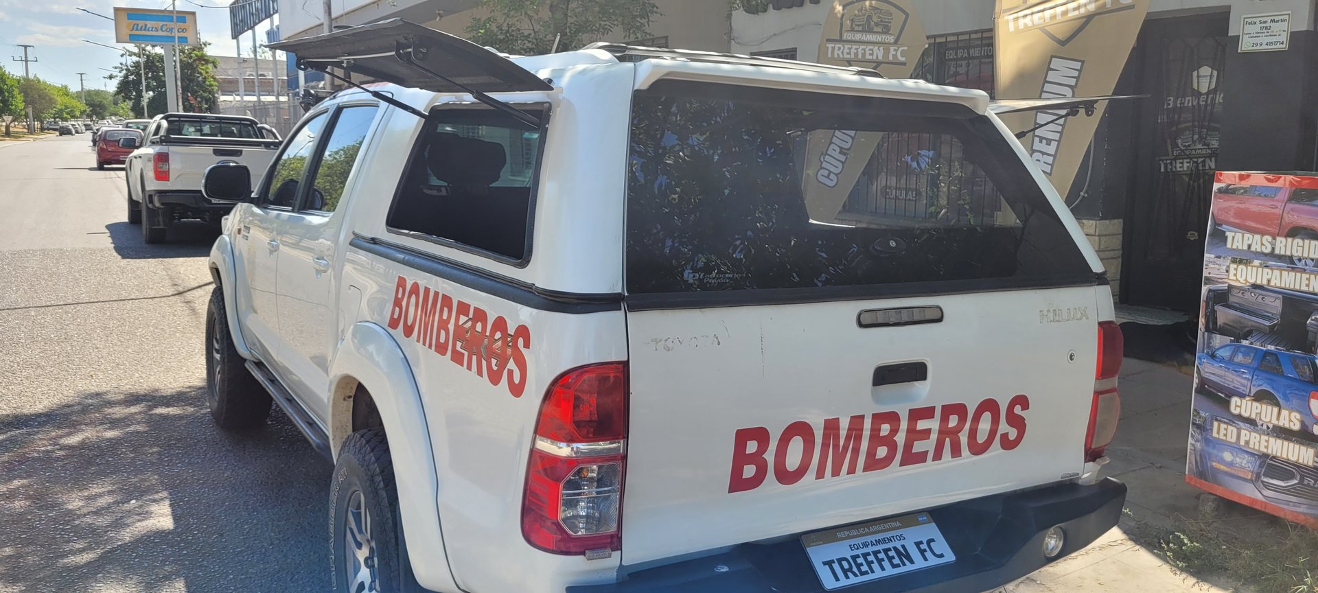 Apertura máxima para carga lateral en cúpulas industriales