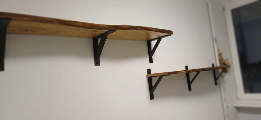 Półka z naturalną krawędzią 1