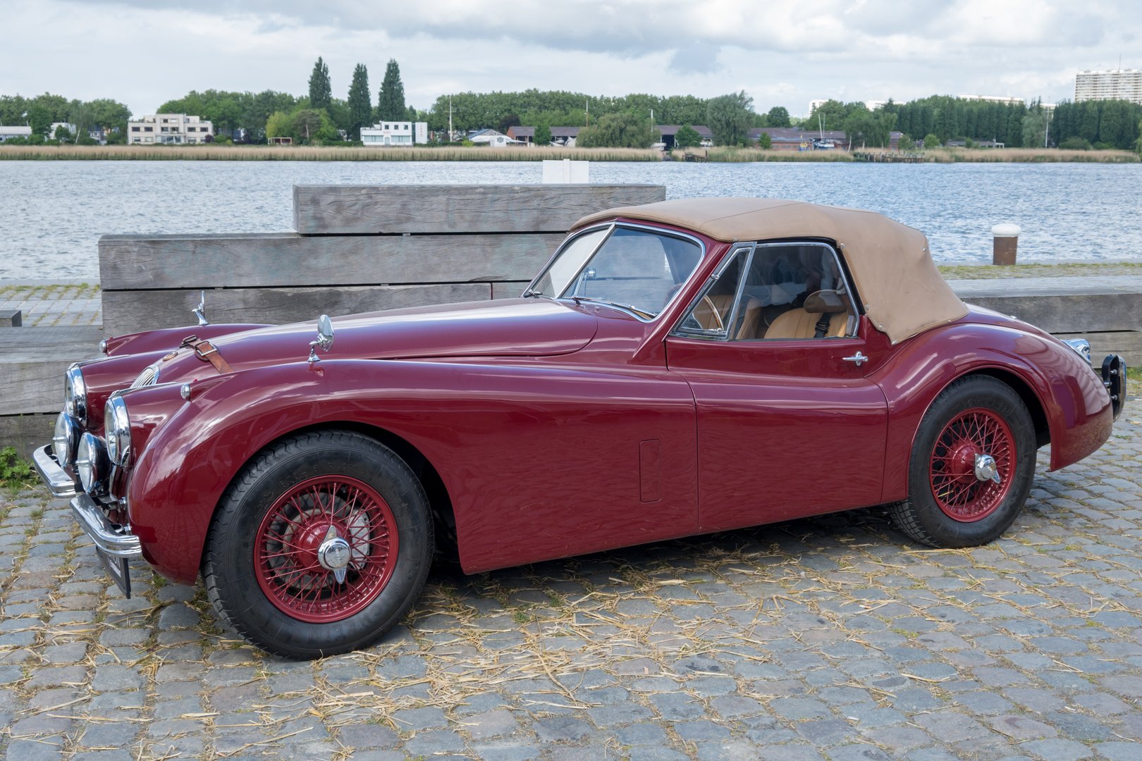 2019 Mercedes-Benz C300 White