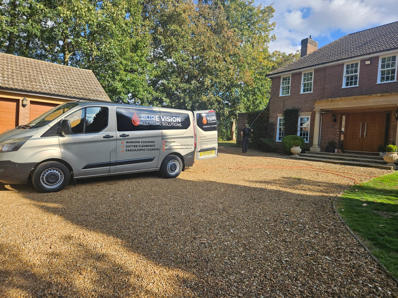 Pure Vision Cleaning Solutions background