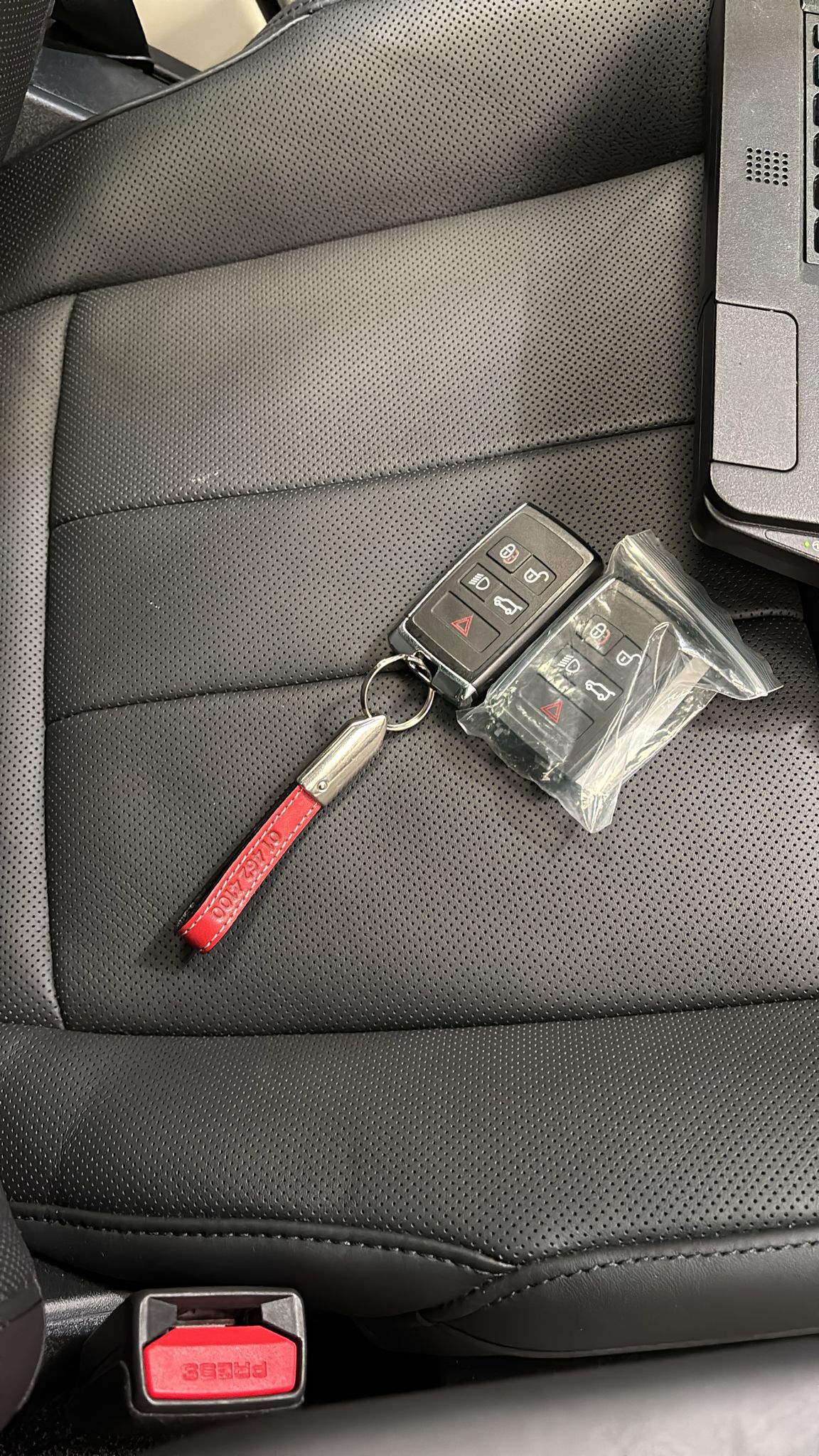 Working keys on shifter or passenger seat