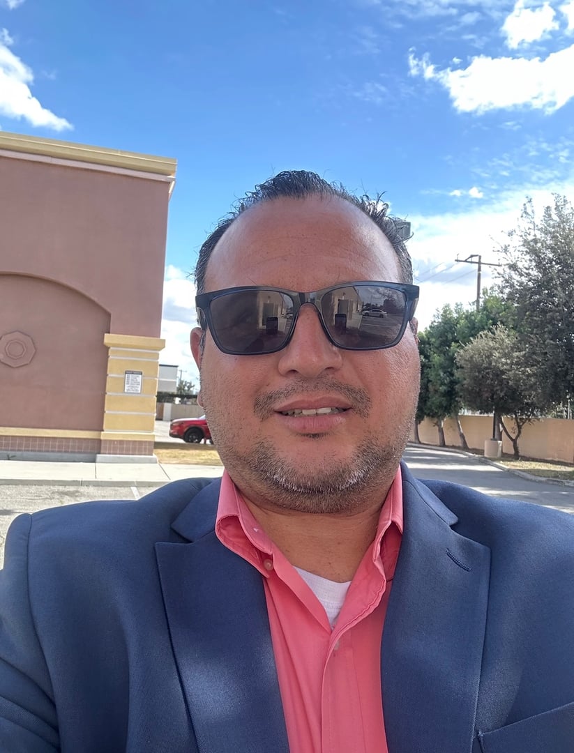 Fernando Sanchez - Professional Tax Preparer