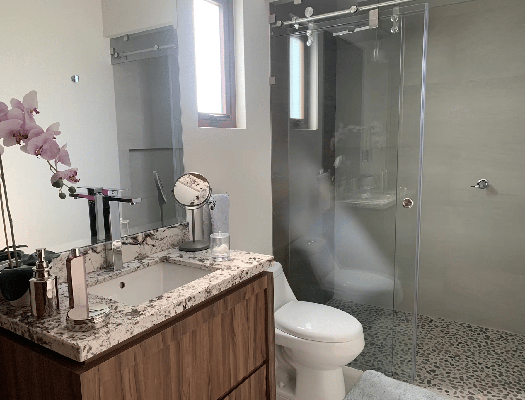 Casa Carrara Plus - Baño completo