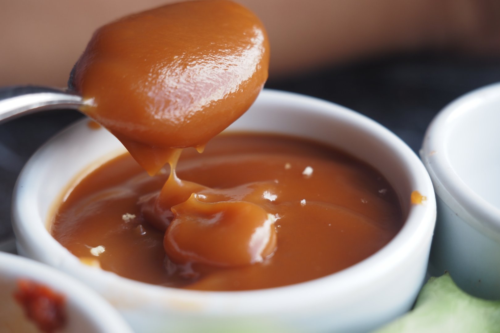 Enjoy rich caramel sauce, perfect for dipping or drizzling on delicious desserts