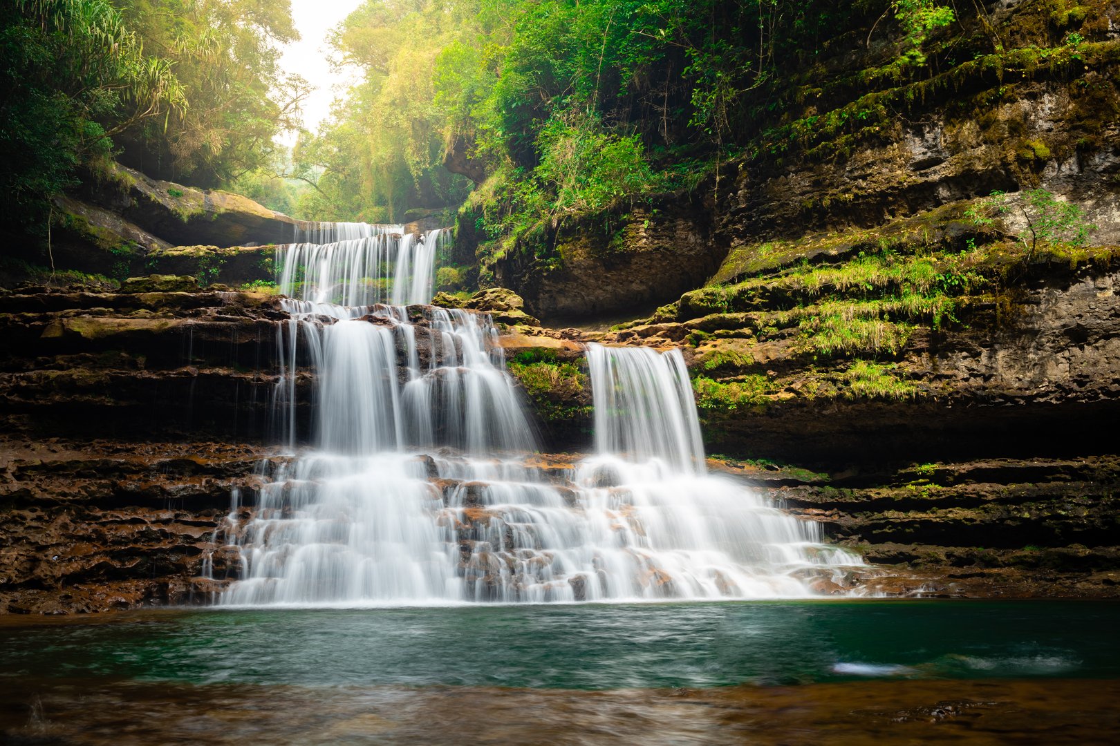 Cascadas de piedra caliza