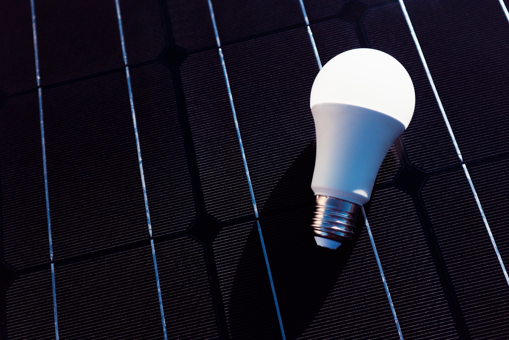 Panel Solar con Lámpara