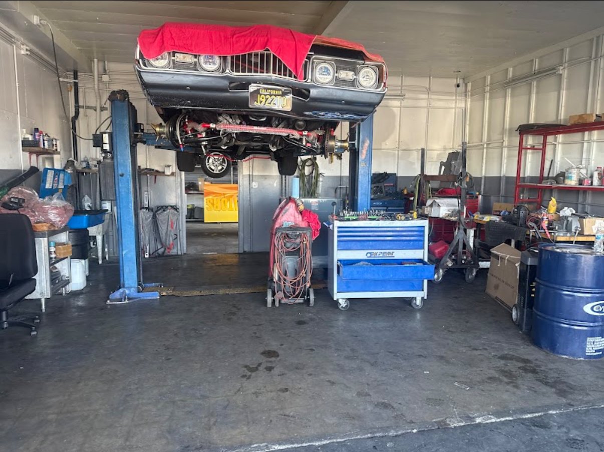 Moe Auto Repair Shop Interior