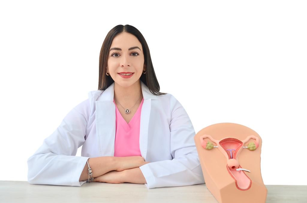 Dra. Karina Colin - Especialista en Ginecología