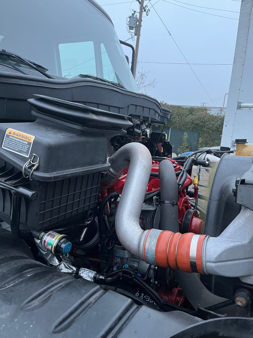 2019 International MV607 Box Truck - IMG_7189