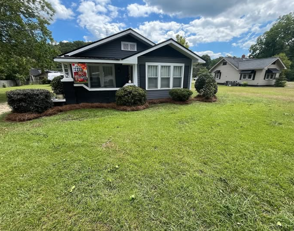 McGlaughn Lawn Care professional work