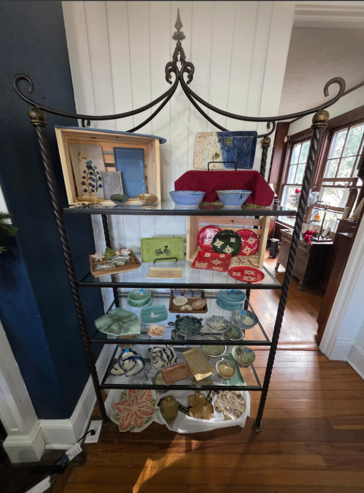 Store gallery showcase