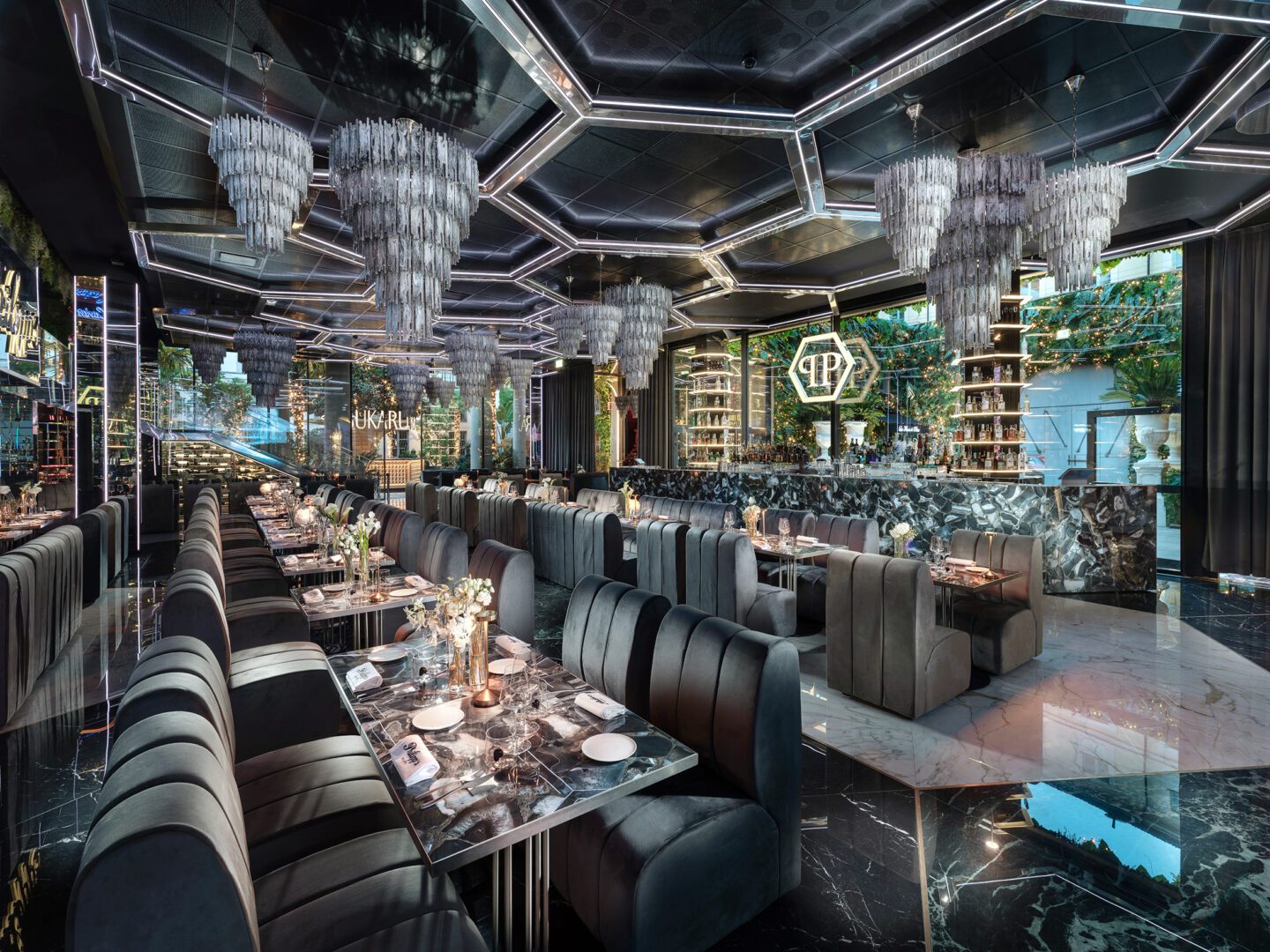 Philip's Milano Interior