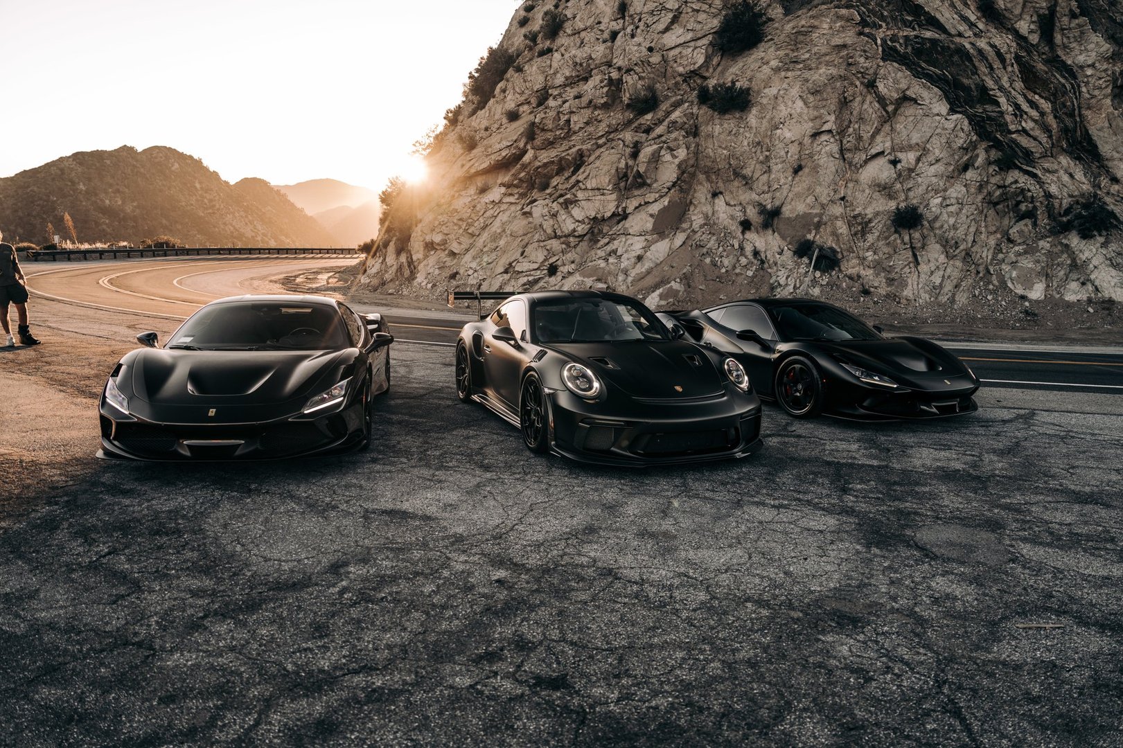 LA, CA, USA
January 28, 2025
Ferrari F8s and a Porsche GT3 parked on the side of the road