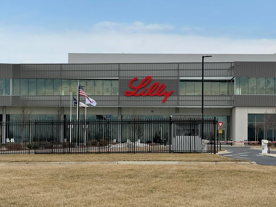 Drive In Donut Shop Sign - St Louis