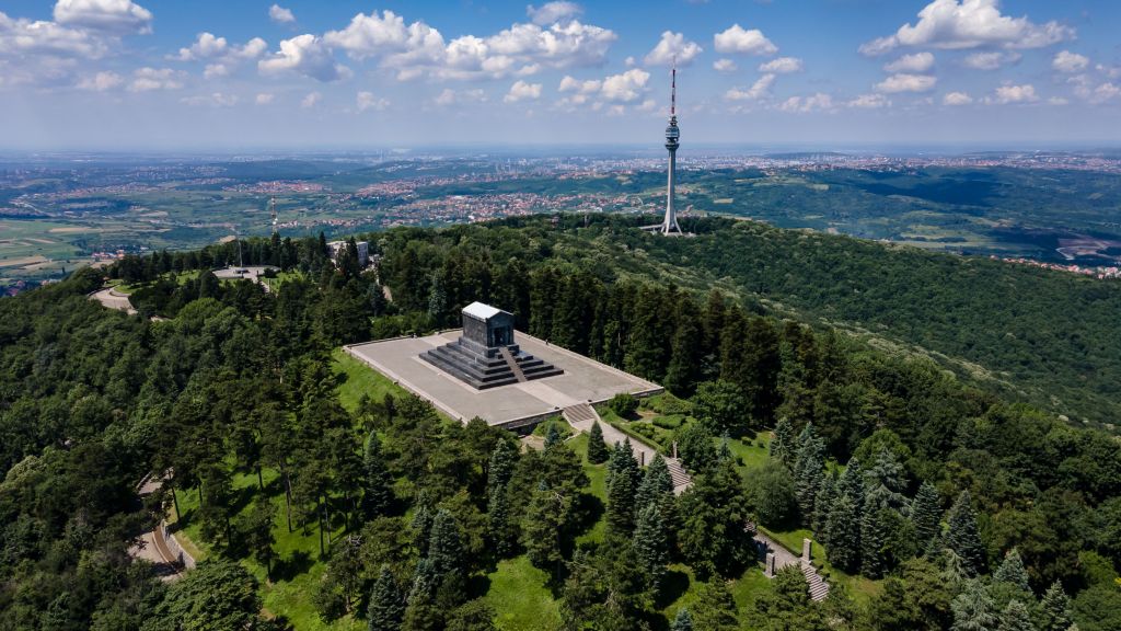 Avala Tower i vidikovac