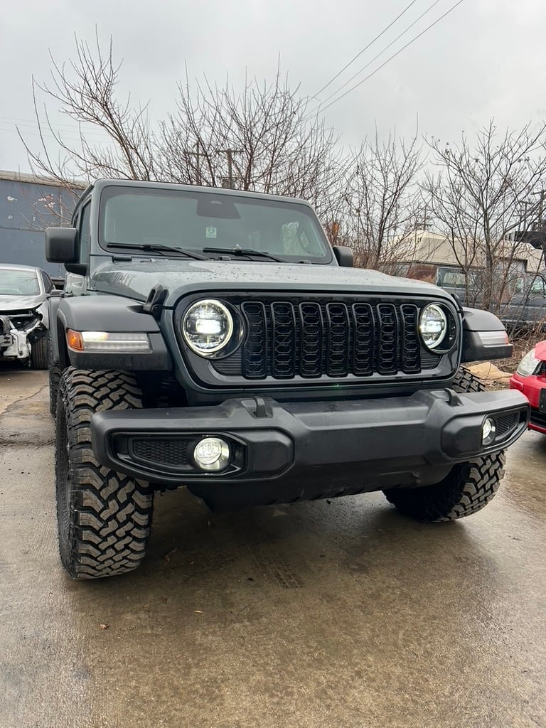 Diamond Autobody & Repair facility overview