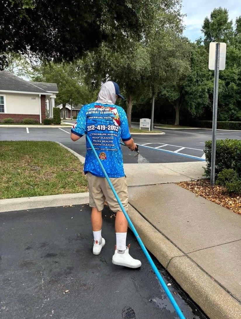 Central Florida Pressure Pros - Professional Pressure Washing