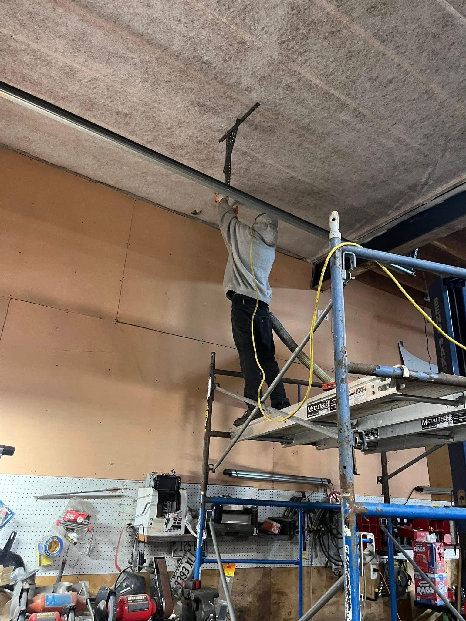 Ceiling insulation installation