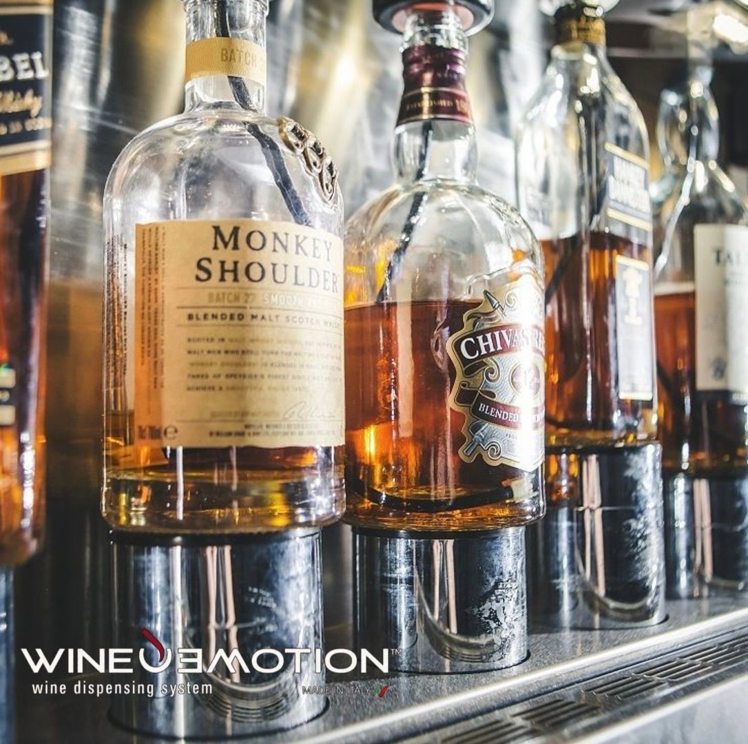 Dispensador de vino por copa WineEmotion para mixología cava enología vinotecas restaurantes México