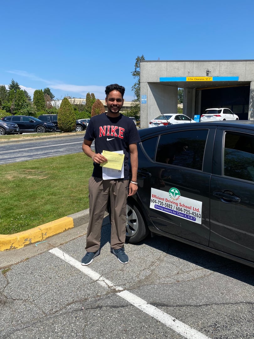 Driving Lessons Class 4, 5 & 7 License - Driving School Surrey BC