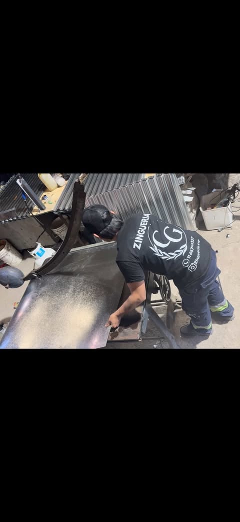 Zinguería CYG trabajo en techo