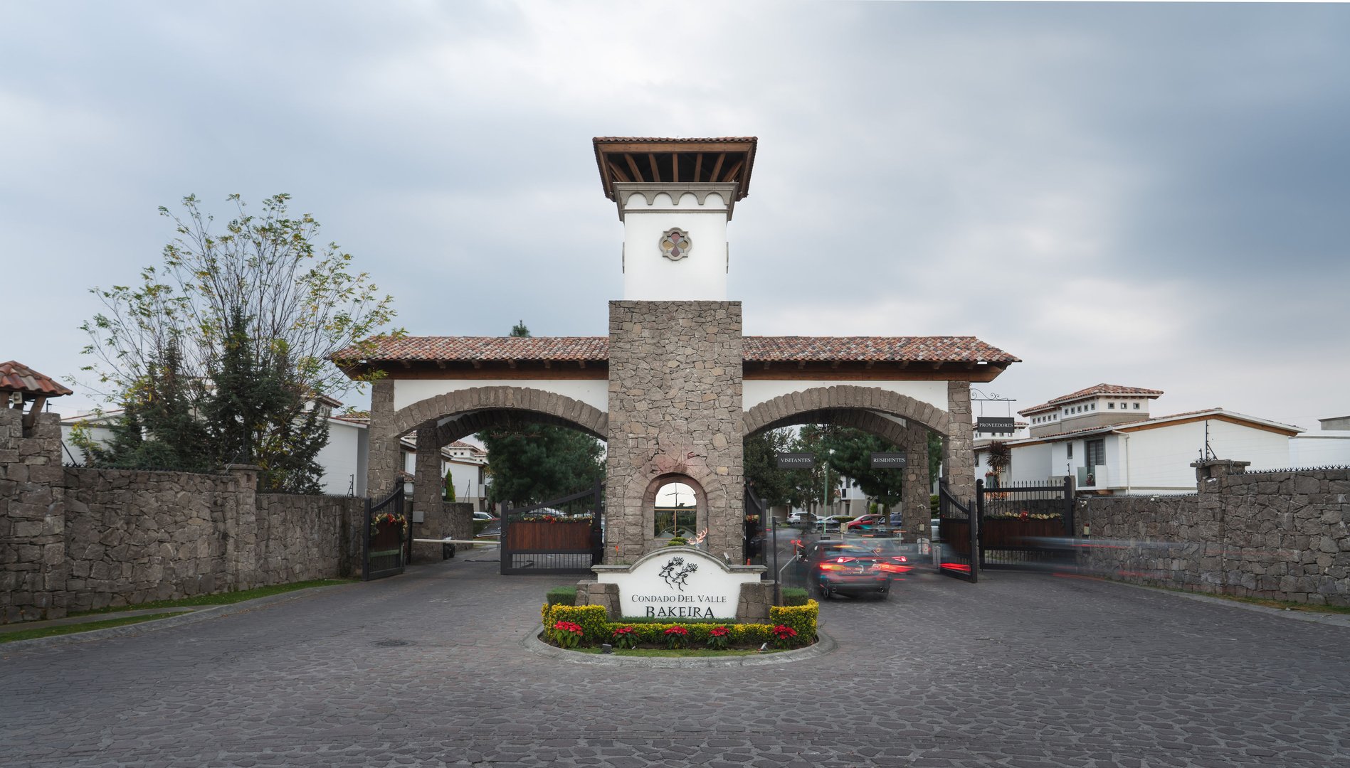 BAKEIRA development entrance