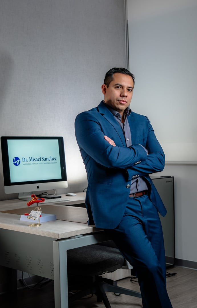 Dr. Misael Sánchez Tamariz - Angiología