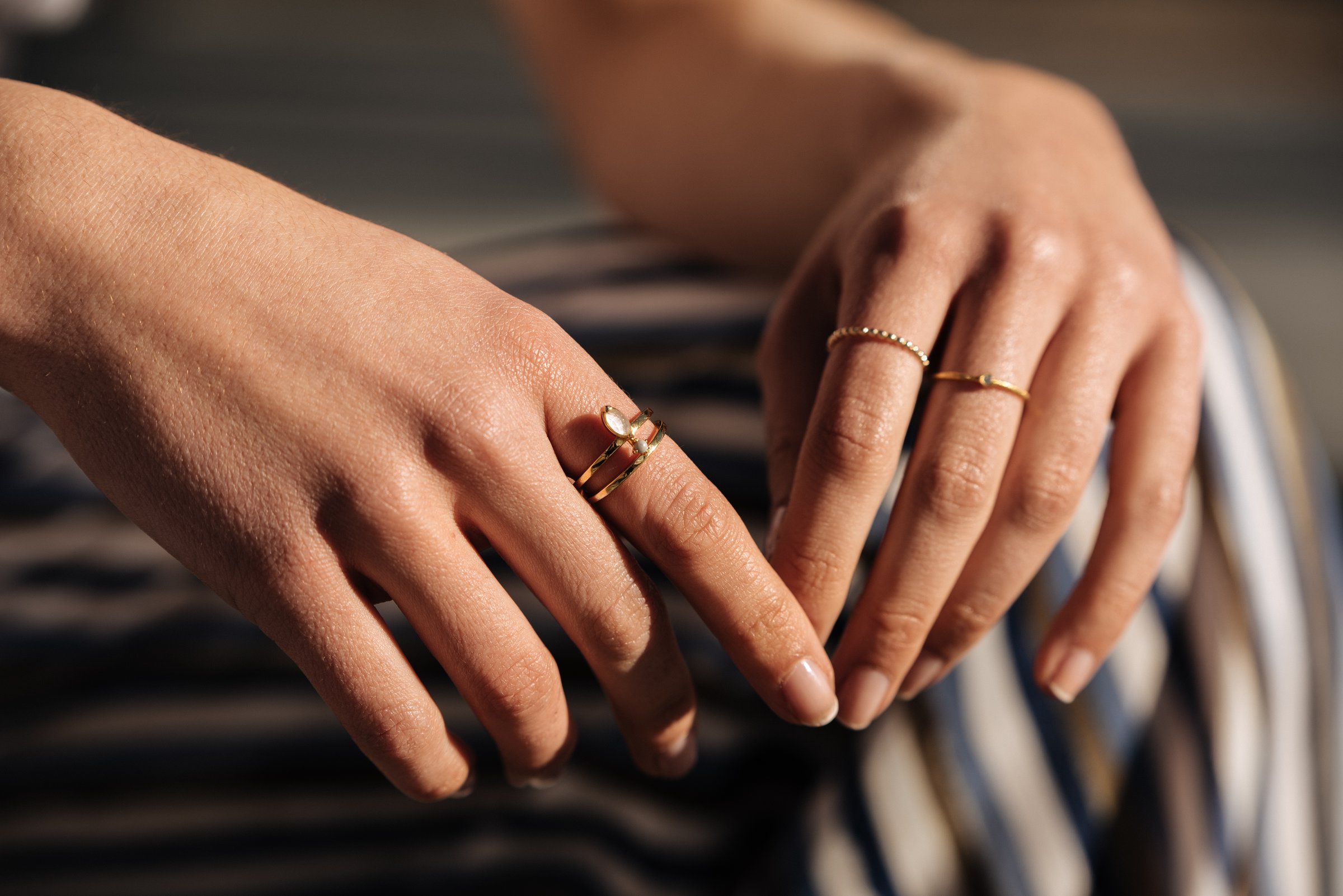 Delicate Leaf-Inspired Gold Ring