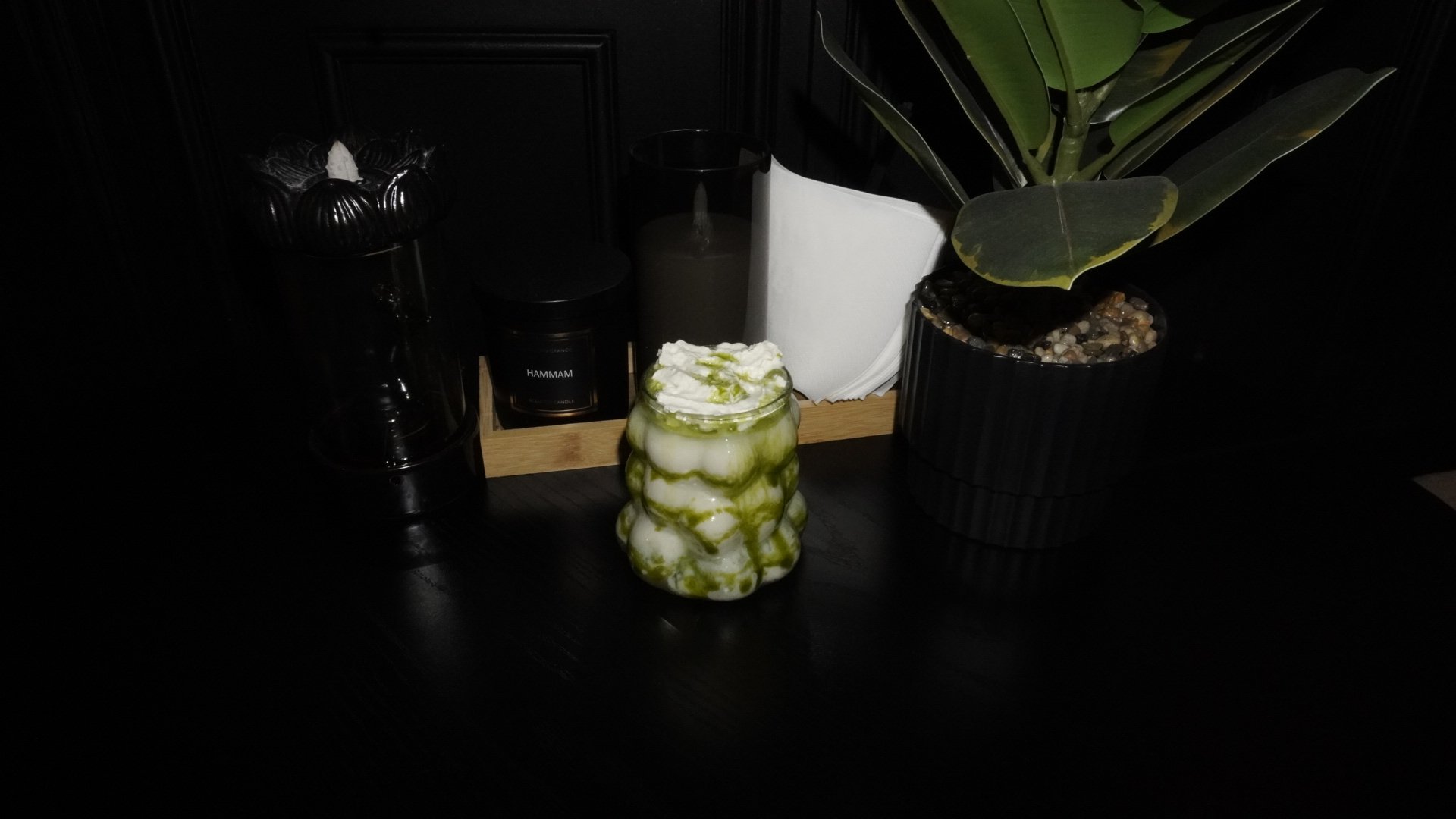 Classic Matcha Latte in café cup