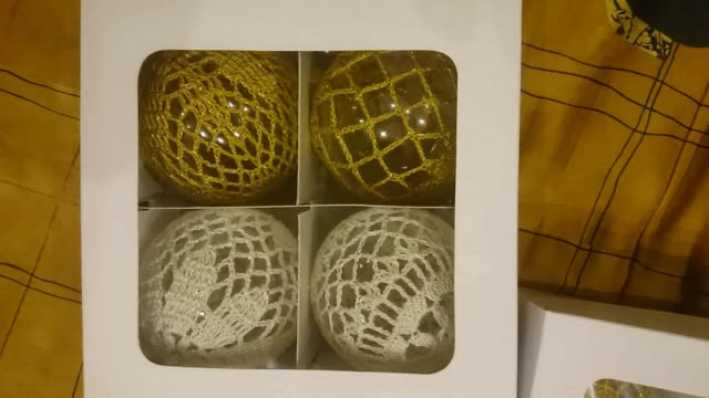 Ozdoba choinkowa szydełkowa