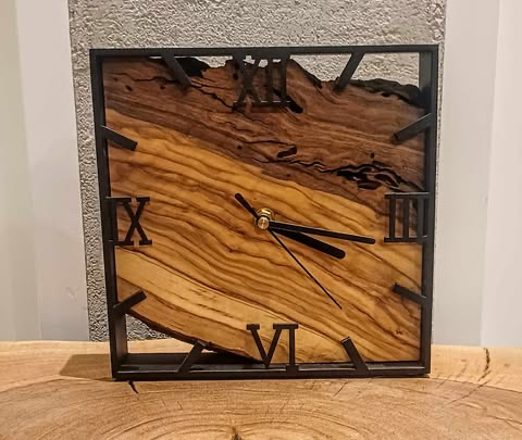 Mały zegar stojący 4