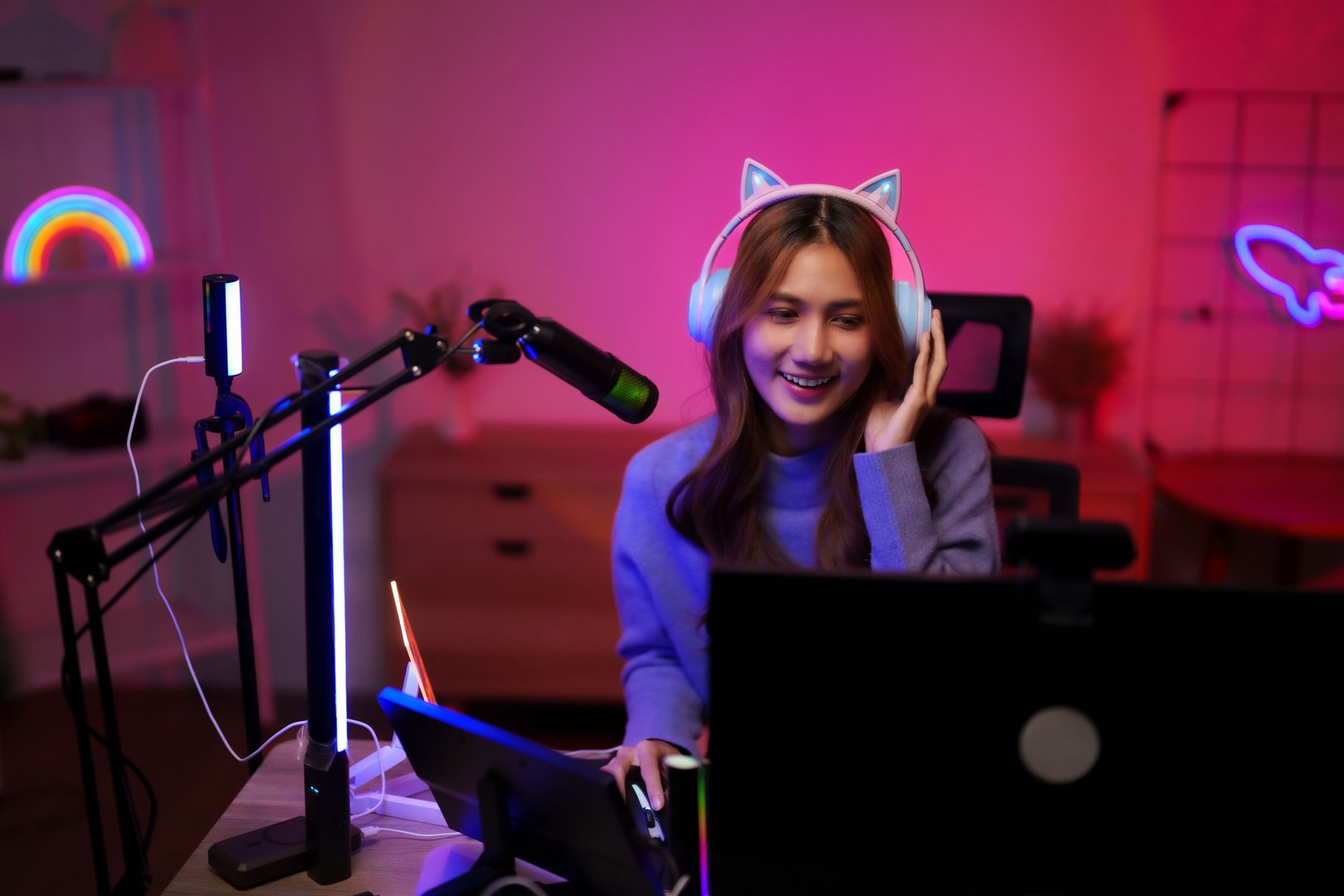 Woman streaming games online