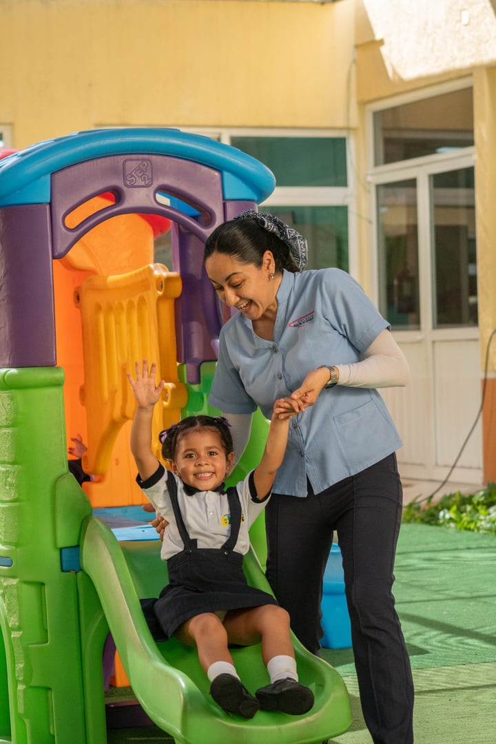 Nuestra Familia Educrea