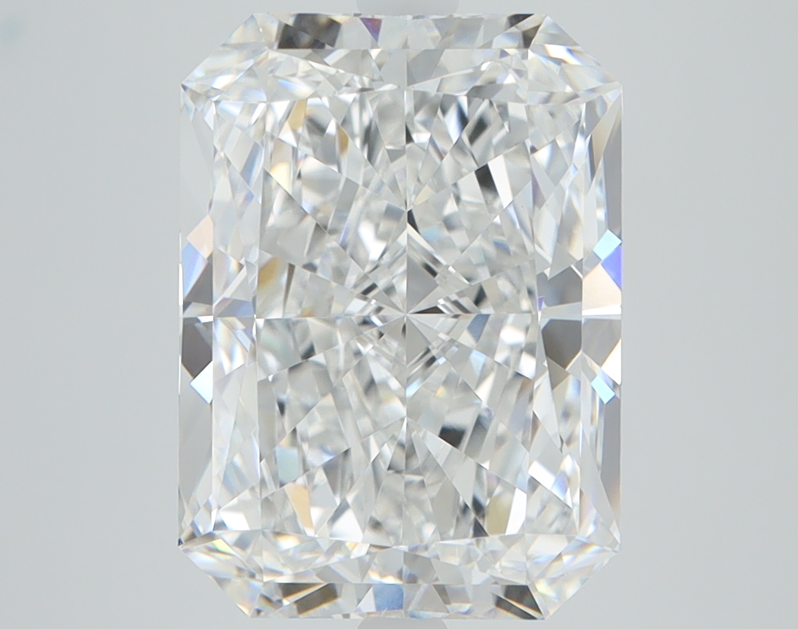 5.04 CT Radiant Cut Lab-Grown Diamond - E Color VVS2 Clarity IGI Certified
