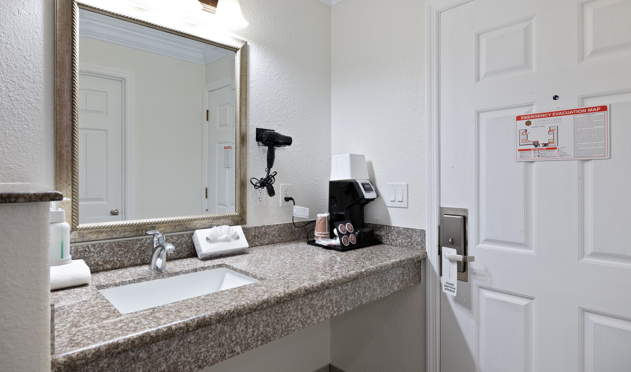 Gateway Lodge Seaside Classic King Bath